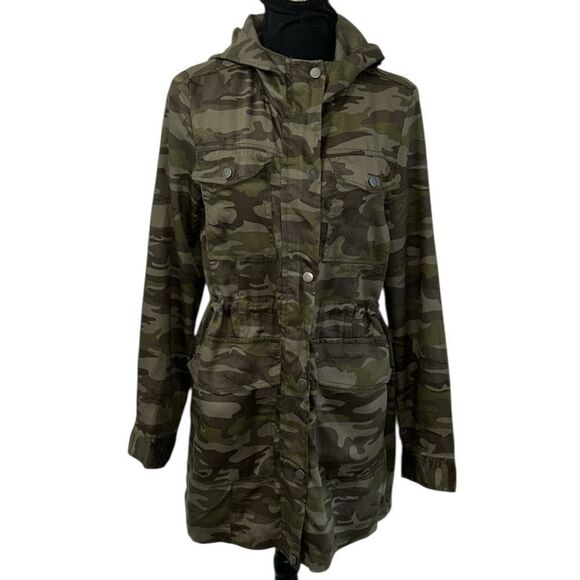 Me Jane Camouflage Jacket(Size Medium) - Picture 1 of 9